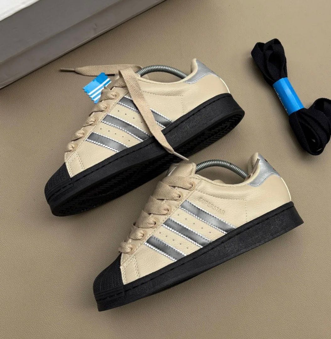 ADIDAS ORIGINALS SUPERSTAR  BEIGE BLACK SILVER