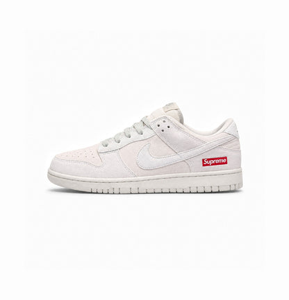 NIKE SB DUNK SUPREME BEIGE