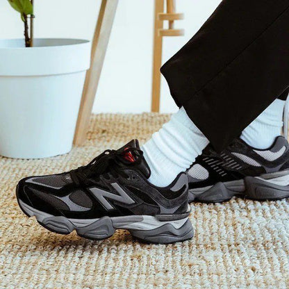 NEW BALANCE 9060 BLACK AND GREY