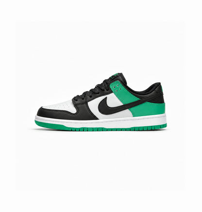 NIKE SB DUNK