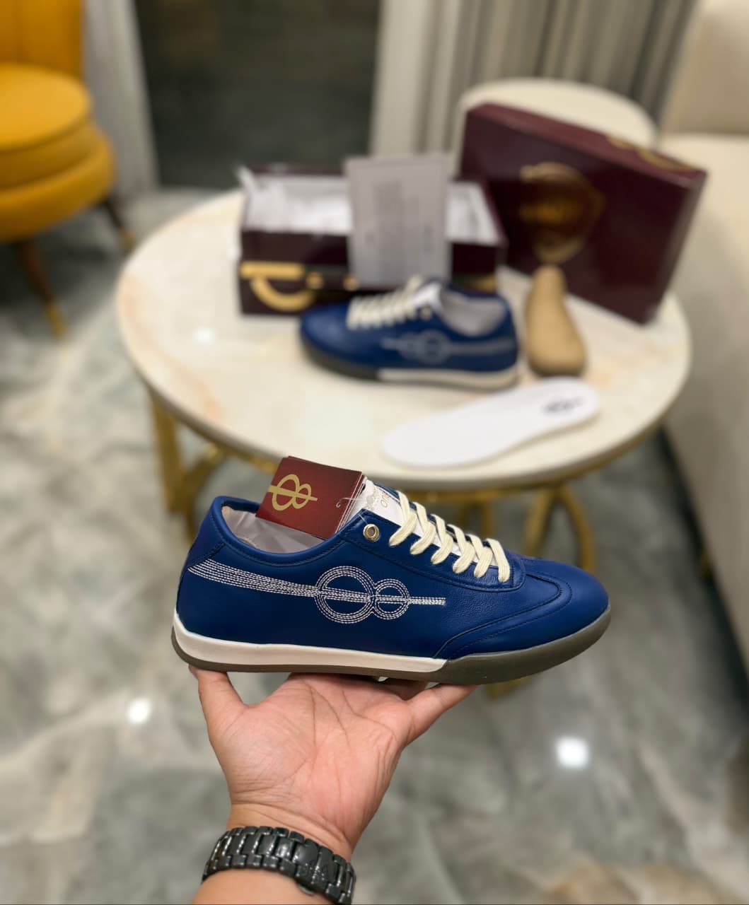 VIRAT KHOLI ONE 8 SEAM 18 ROYAL BLUE SNEAKERS