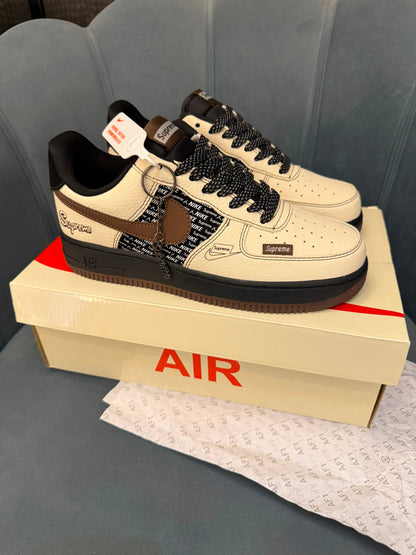 NIKE AIRFORCE X SUPREME 2026
