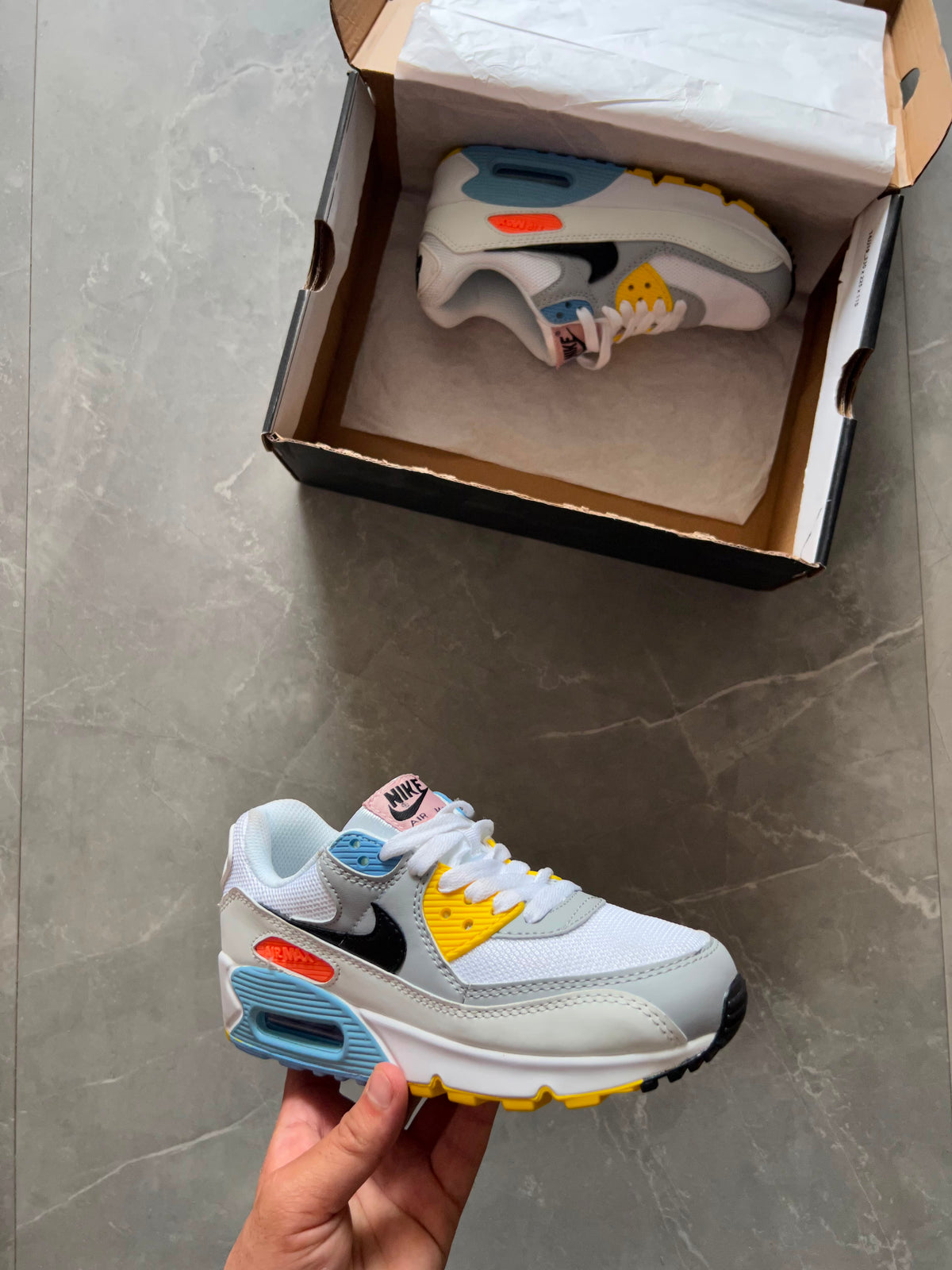 NIKE AIRMAX 90