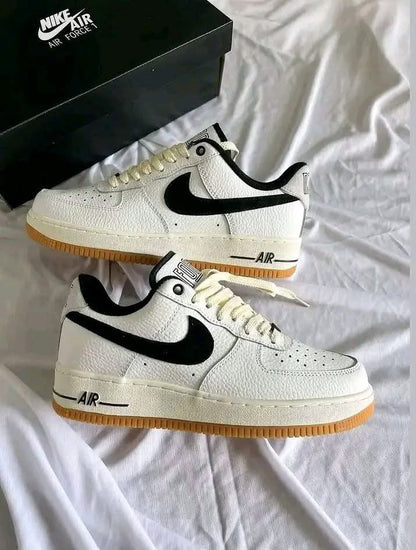 NIKE AIRFORCE 1 LOW COMMAND FORCE