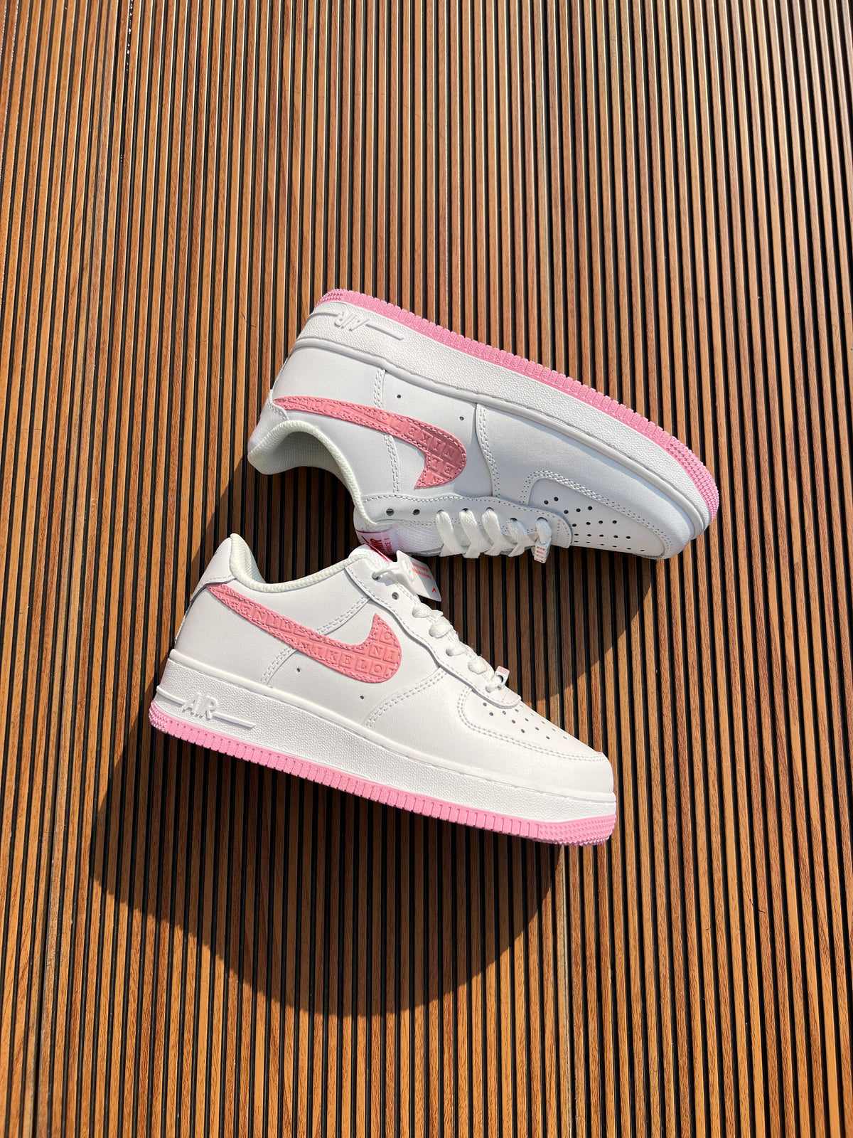 NIKE AIRFORCE ONE VALENTINE