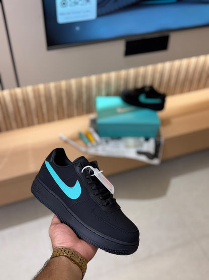 NIKE AIRFORCE 1 LOW TIFFANY &CO SEMI UA