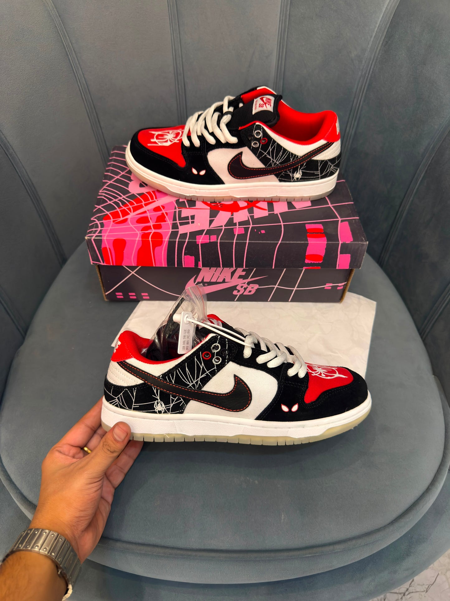 NIKE SB DUNK SPIDERMAN MILES MORALES