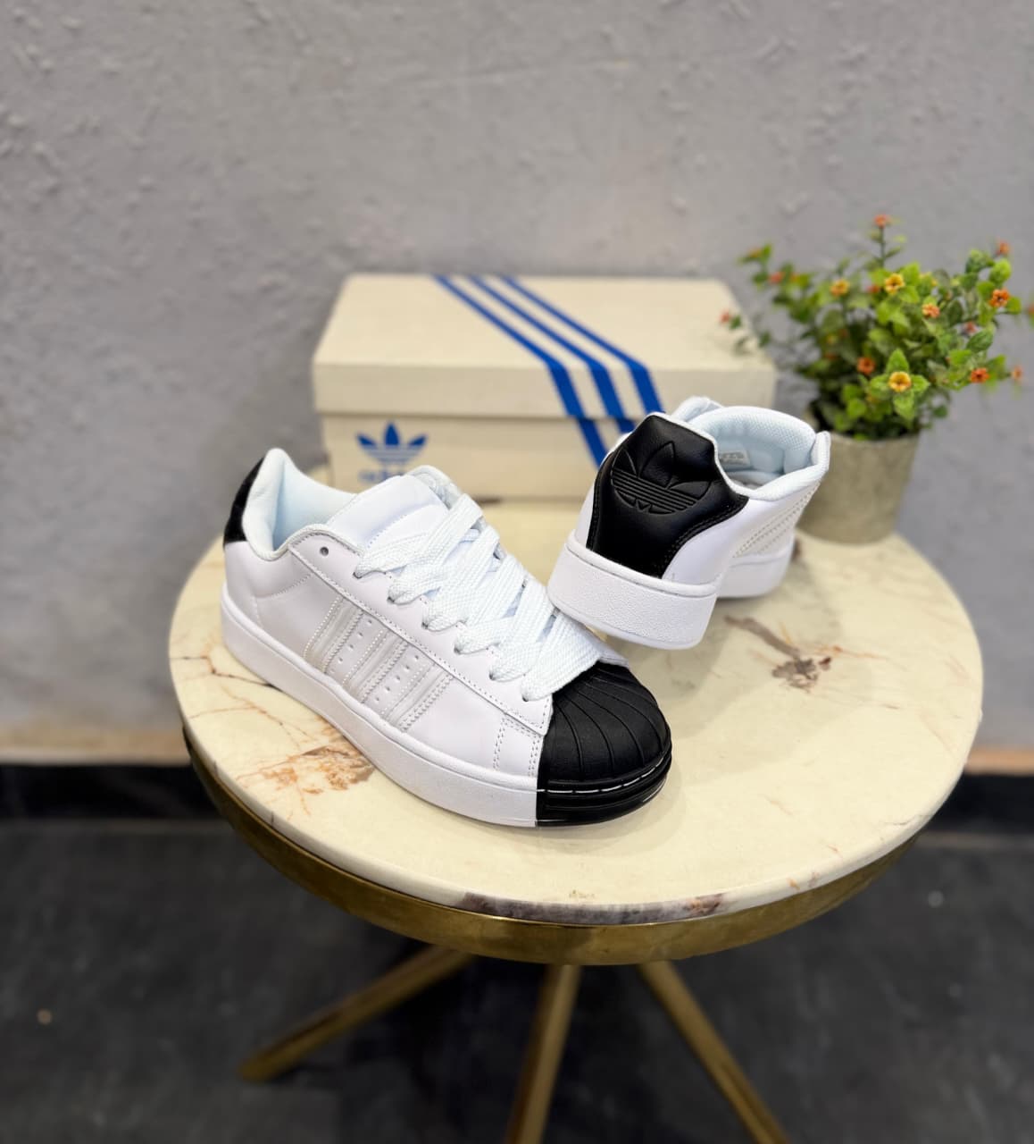 ADIDAS ORIGINALS SUPERSTAR 2ND GENERATION WHITE BLACK
