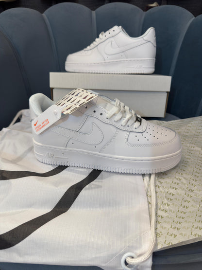 NIKE AIRFORCE WHITE UA QUALITY