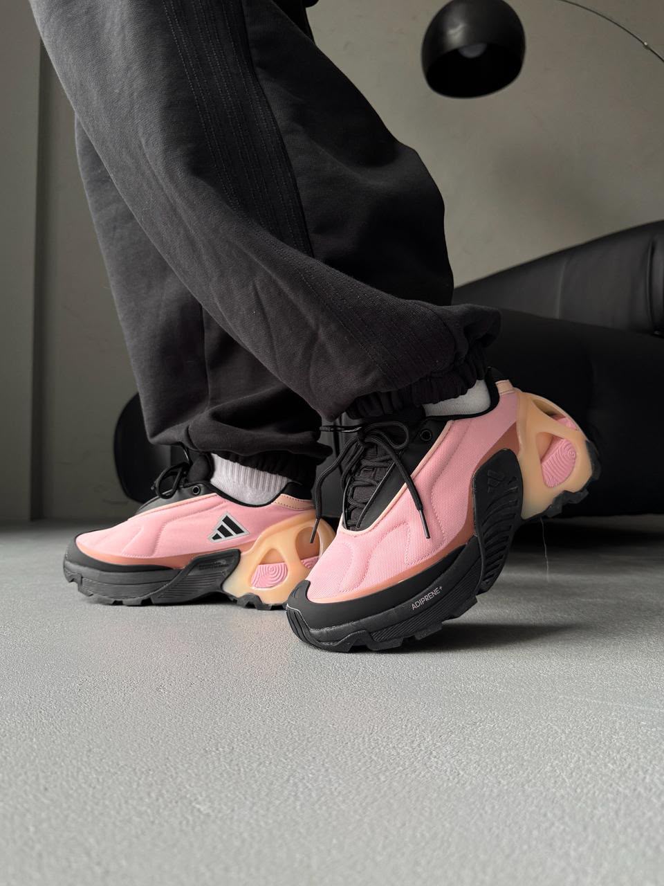 ADIDAS EDGE RUNNER BLACK PINK