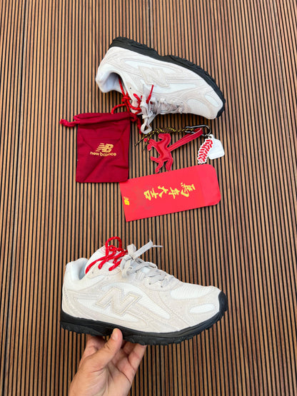 NEW BALANCE 204L HORSE