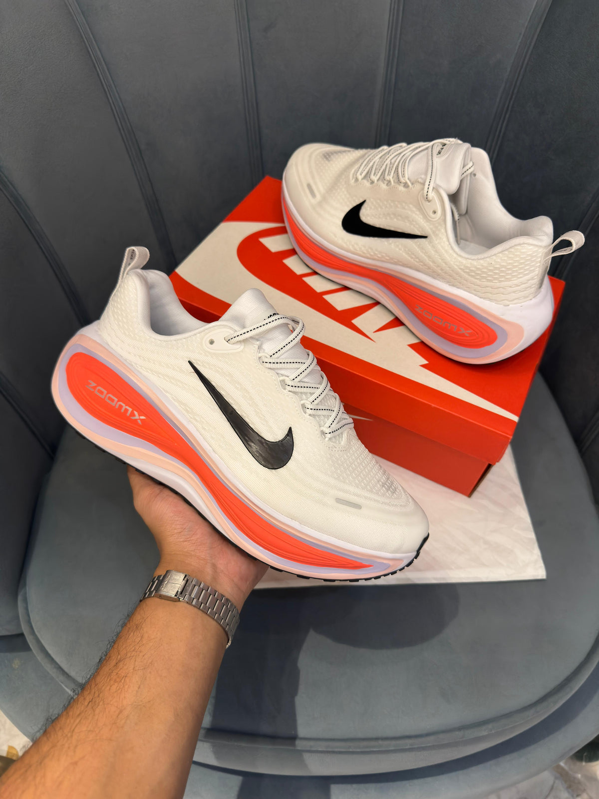 NIKE  VOMERO PLUS WHITE BLACK BRIGHT CRIMSON