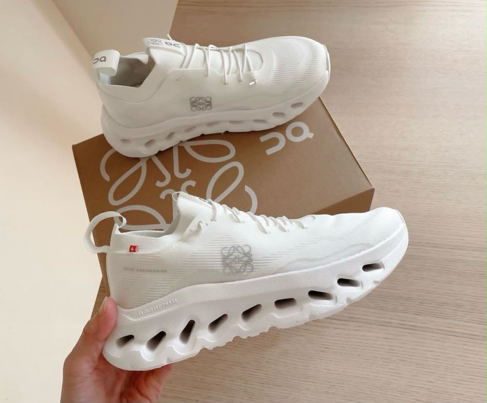 LEOWE X ON CLOUDTILT ALL WHITE