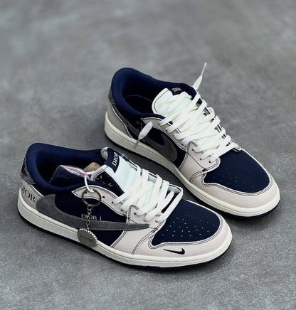 AIR JORDANS RETRO 1 LOW TRAVIS X DIOR
