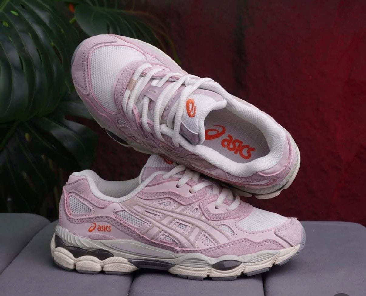 ASICS NYC KYANO GEL