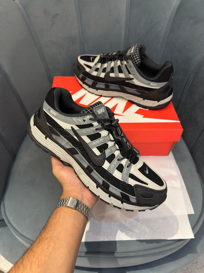 NIKE P 6000 TRAINER BLACK /GREY