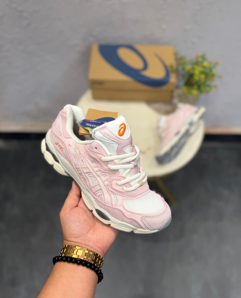 ASICS NYC KYANO GEL
