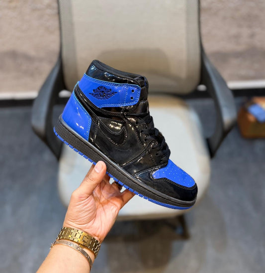 AIR JORDAN RETRO 1 PATENT BLUE BLACK