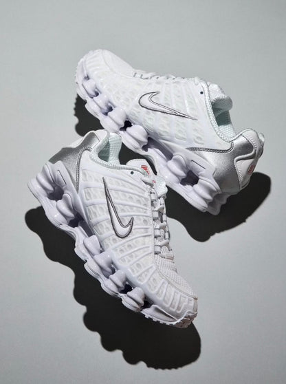 NIKE SHOX TLWHITE METALLIC SILVER