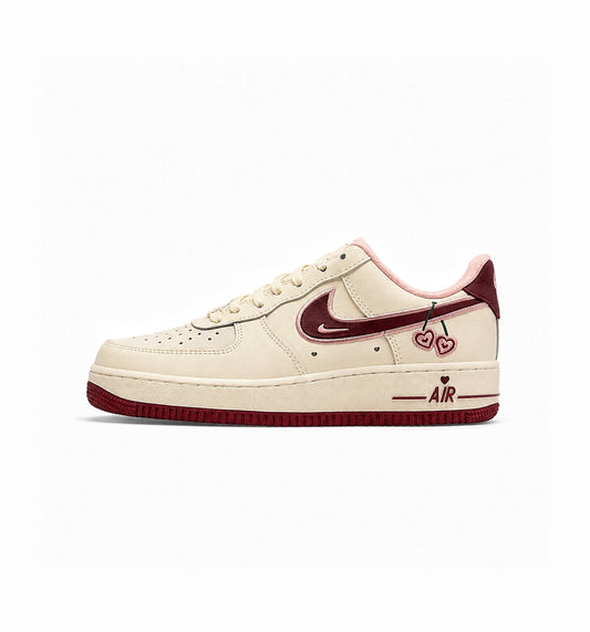 NIKE AIRFORCE ONE VALENTINE