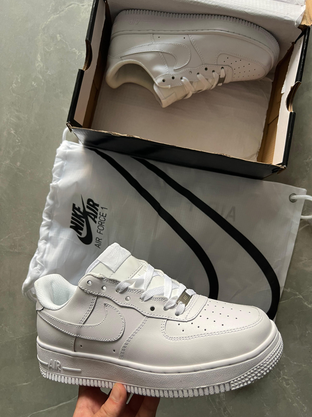 NIKE AIRFORCE WHITE UA QUALITY