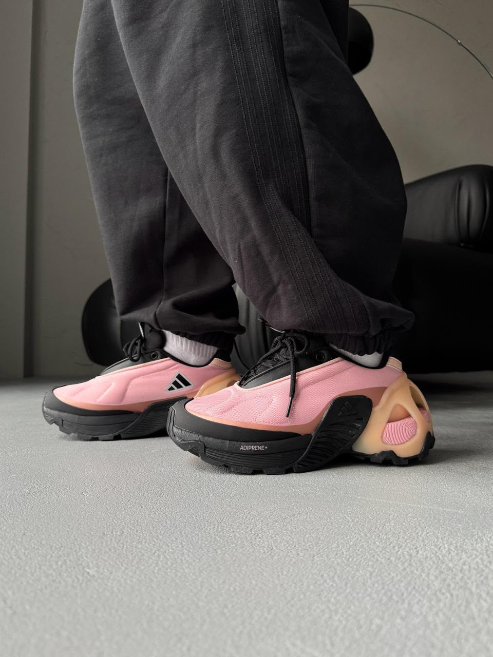 ADIDAS EDGE RUNNER BLACK PINK