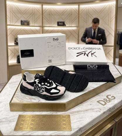 DOLCE AND GABBANA SNEAKERS