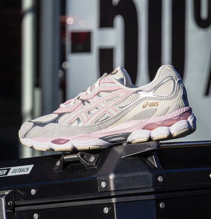 ASICS NYC KYANO GEL