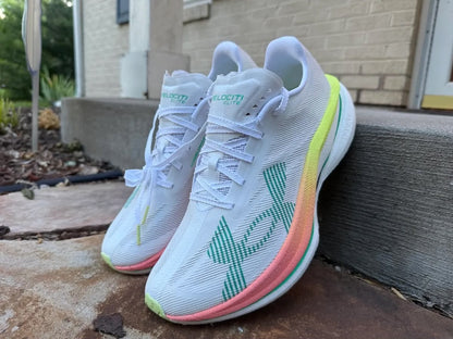 UNDER ARMOUR VELOCITY ELITE RUNNING SHOE