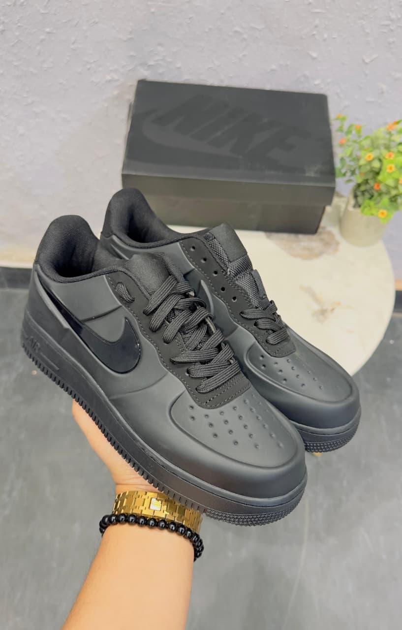 NIKE AIRFORCE FOAMPOSITE PRO BLACK