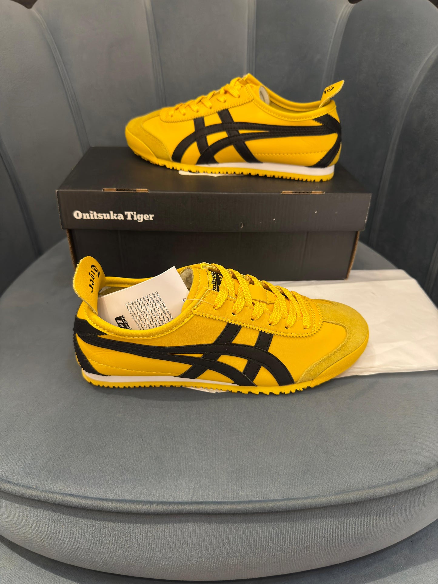 ONITSUKA TIGER LEATHER MEXICO 66 YELLOW