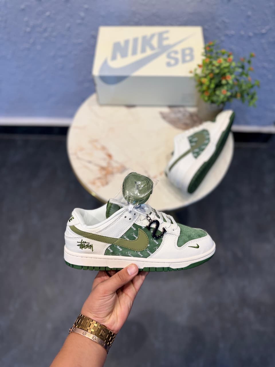 NIKE SB DUNK STUSSY S WHITE ARMY GREEN 2025
