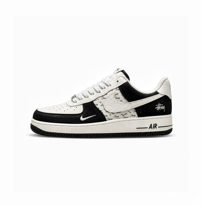NIKE AIRFORCE ONE ORIGINALS