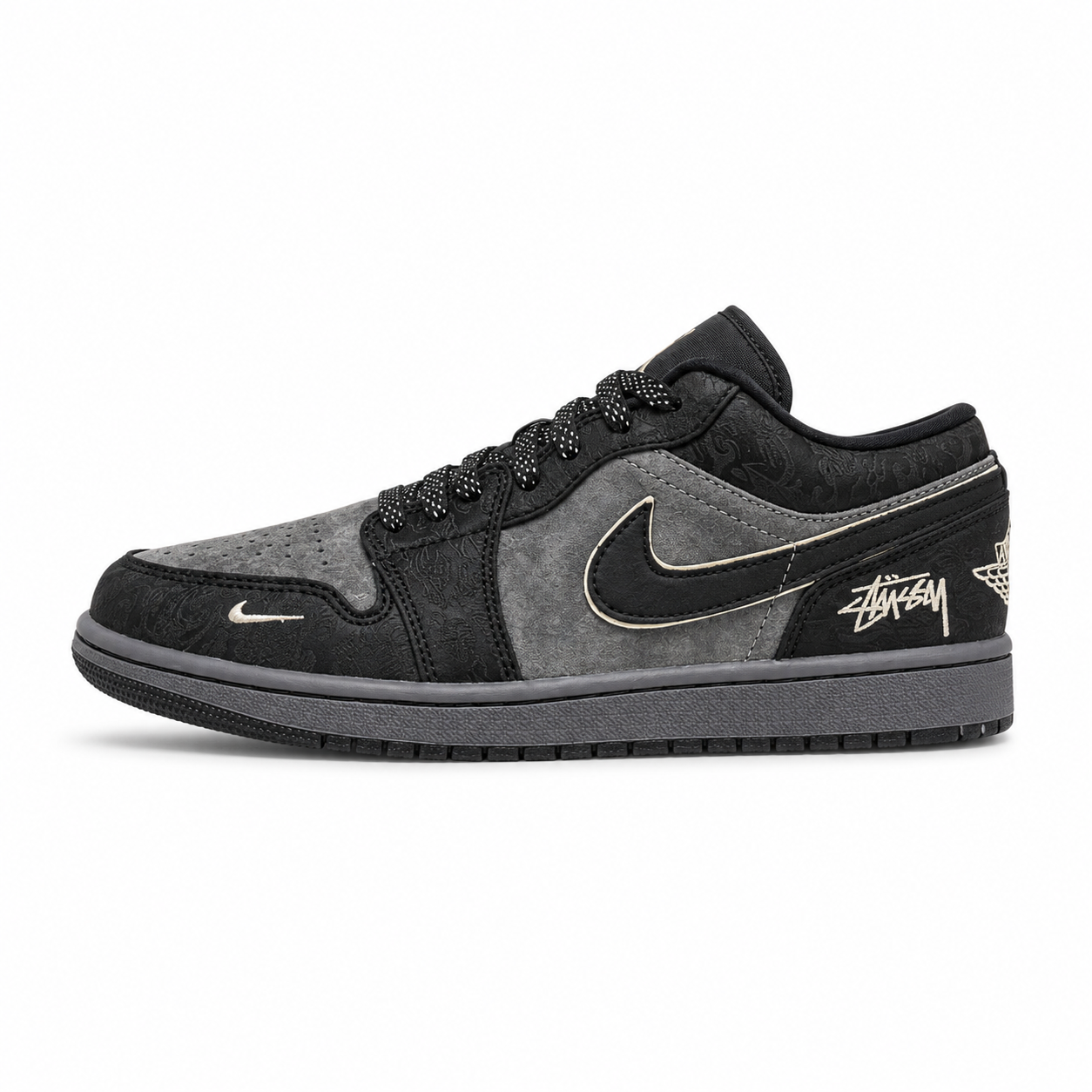 AIR JORDANS RETRO 1  X STUSSY PHANTOM