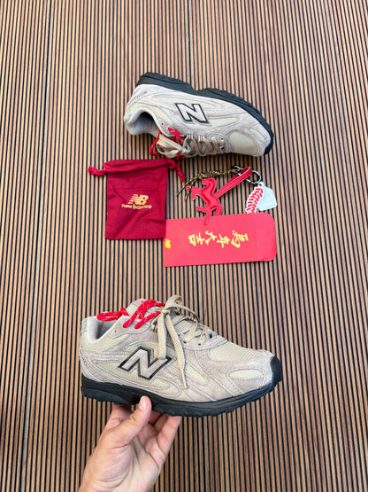 NEW BALANCE 204L HORSE