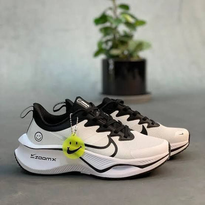 NIKE ZOOM X SMILEY