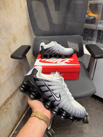 NIKE SHOX TL OFF NOIR METALLIC SILVER