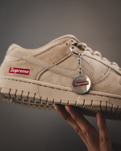 NIKE SB DUNK LOW X SUPREME BEIGE