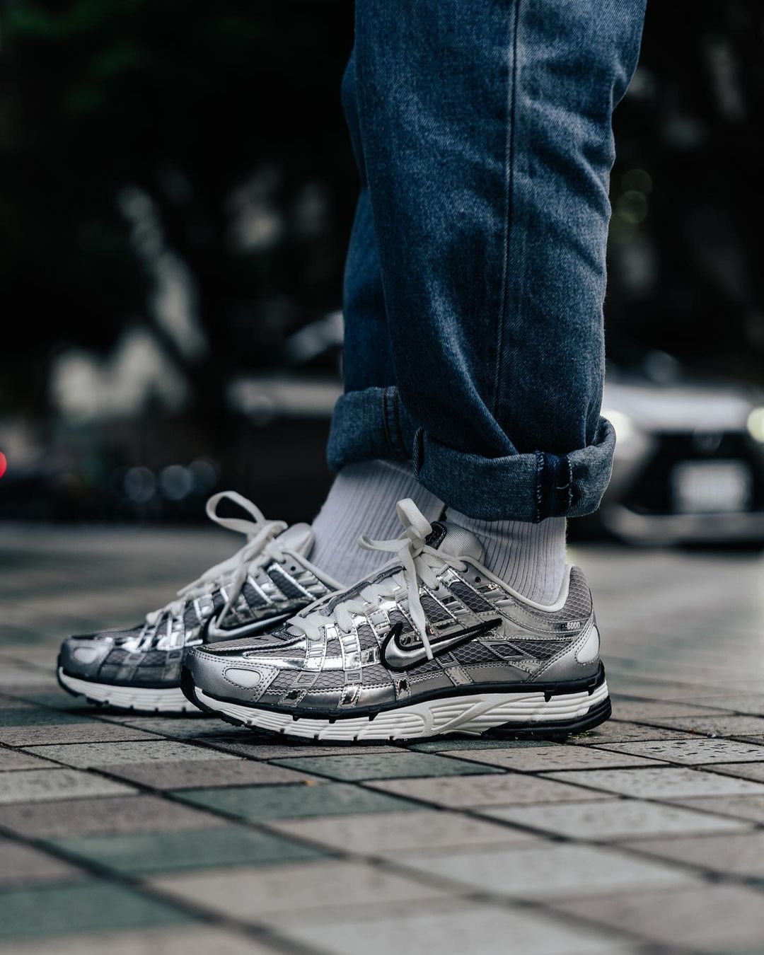 NIKE P 6000 SILVER