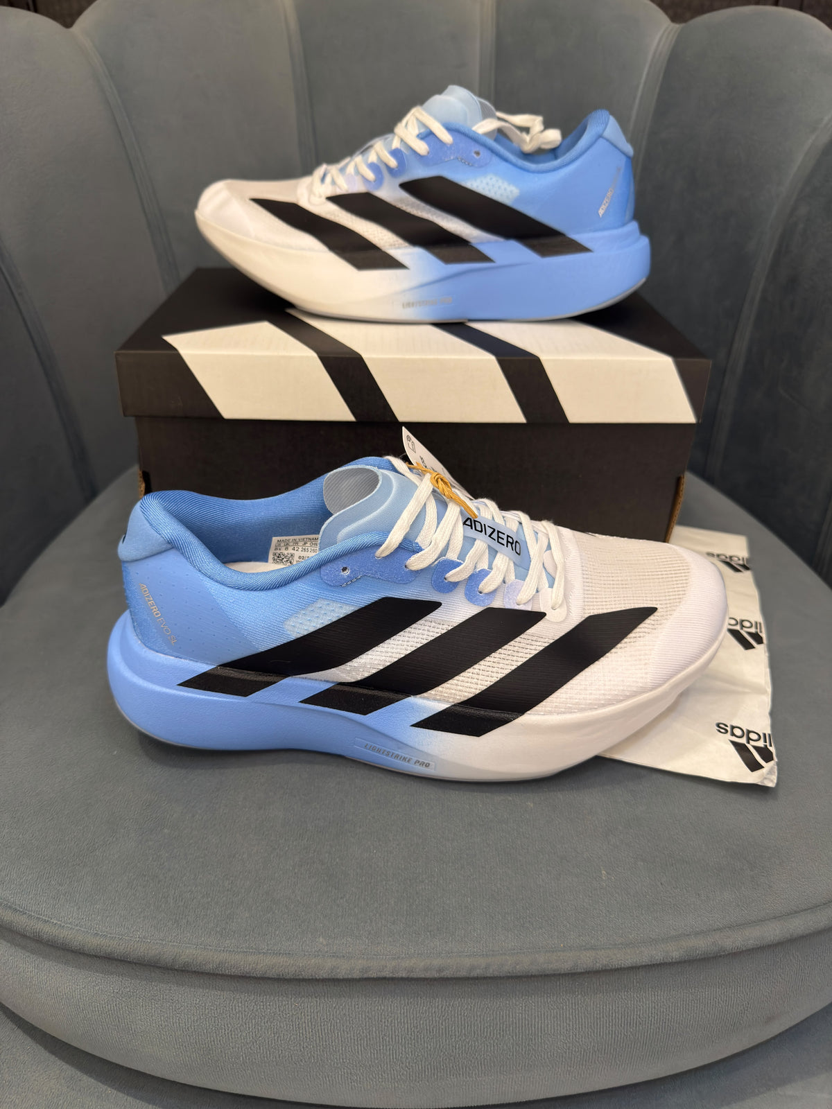 ADIDAS ADIZERO EVO SL