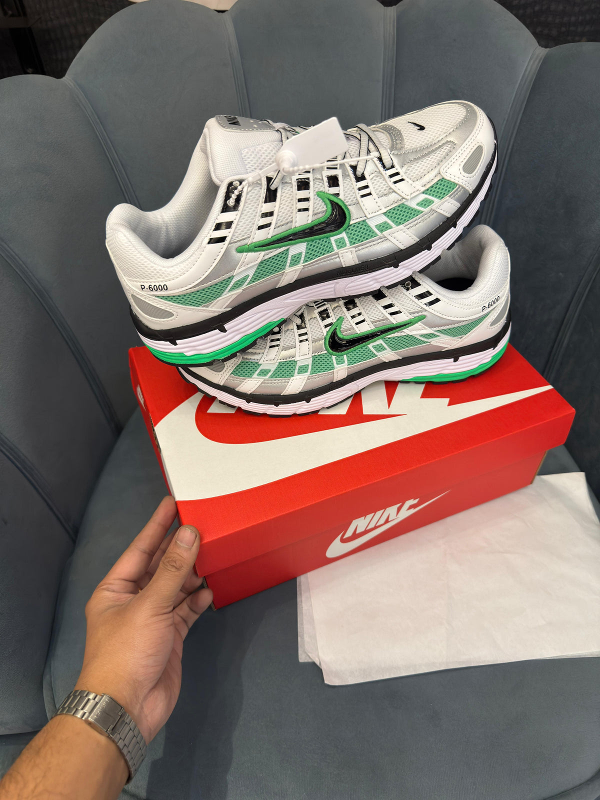 NIKE P6000 TRAINER METALLIC GREEN