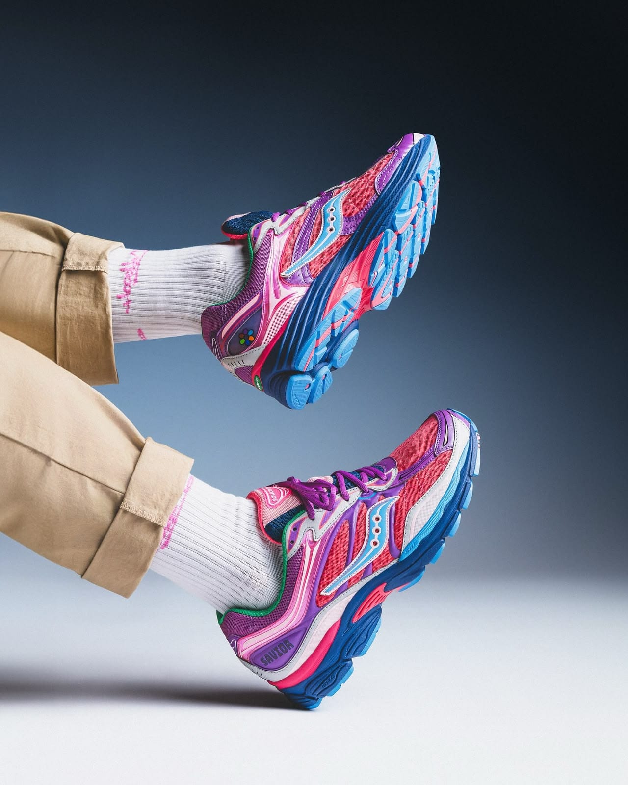 SAUCONY OMNI 9 TRAINERS