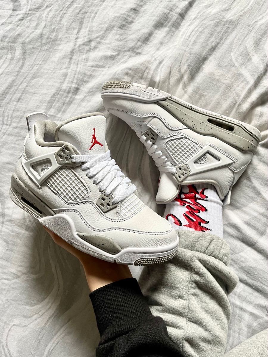 NIKE AIR JORDAN 4 OREO SEMI UA