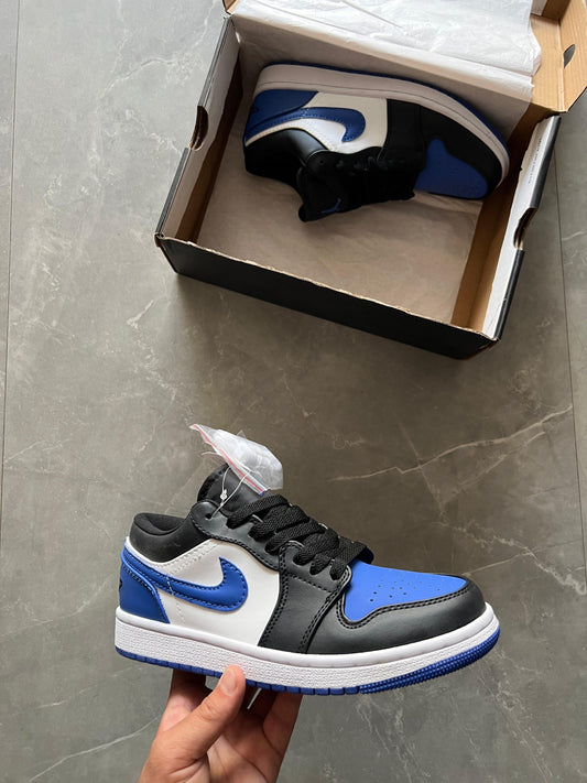 NIKE AIR JORDAN CUT LOW