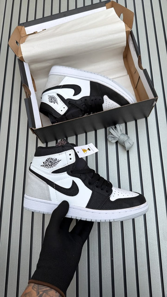 NIKE AIR JORDANS