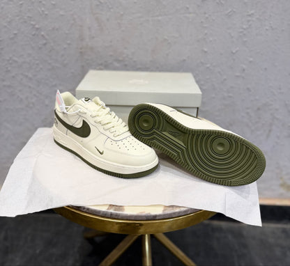NIKE AIRFORCE ONE KAWS LTD EDTN