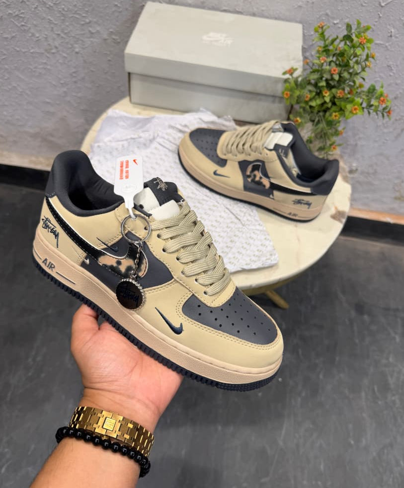 NIKE AIRFORCE 07 X STUSSY