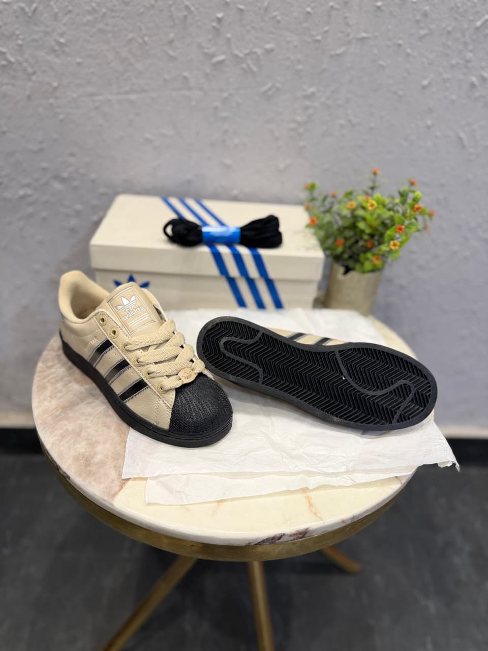 ADIDAS ORIGINALS SUPERSTAR  BEIGE BLACK SILVER