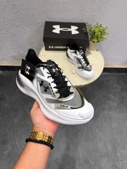 UNDER ARMOUR ECHO SLIPSPEED 4 COLOURS