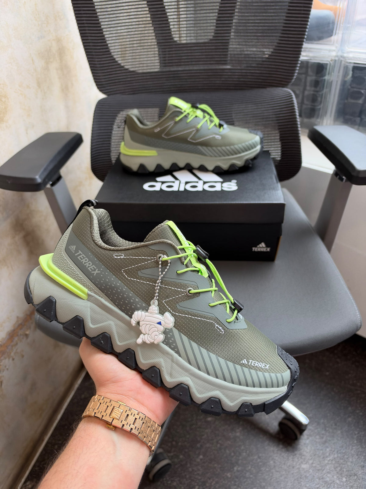 ADIDAS TERREX HIKING OLIVE GREEN